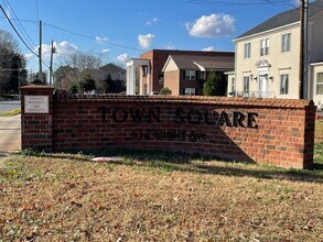 612 Sunset Ave in Asheboro, NC - Building Photo - Building Photo