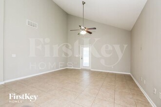 16312 Tisons Blf Rd in Jacksonville, FL - Building Photo - Building Photo
