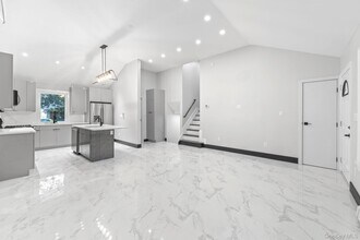 86-14 Francis Lewis Blvd in Queens, NY - Building Photo - Building Photo