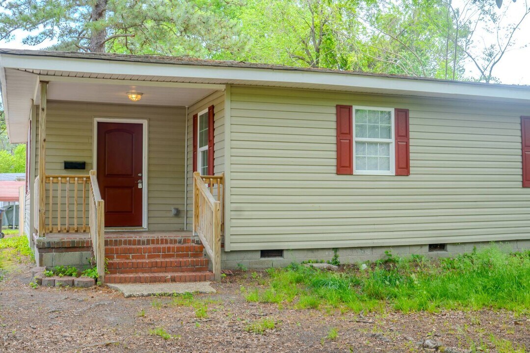 3309 Mascott St in Portsmouth, VA - Building Photo