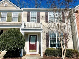 1605 Kilmington Ct in Alpharetta, GA - Building Photo