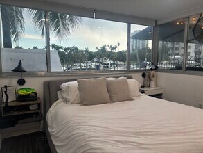 1700 NW North River Dr, Unit 107 in Miami, FL - Building Photo - Building Photo