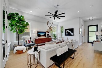 2909 Kuhlman Ave in Austin, TX - Building Photo - Building Photo