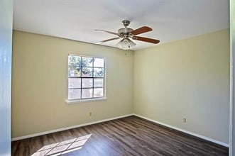 240 Harmon Ave in Panama City, FL - Building Photo - Building Photo