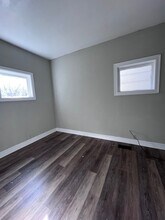 2103 Niagara St in Buffalo, NY - Building Photo - Building Photo