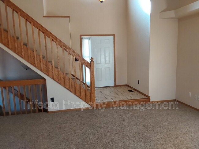 2437 Forsythia Dr in Loveland, CO - Building Photo - Building Photo