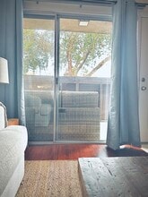 3456 Castle Glen Dr, Unit AAA in San Diego, CA - Building Photo - Building Photo