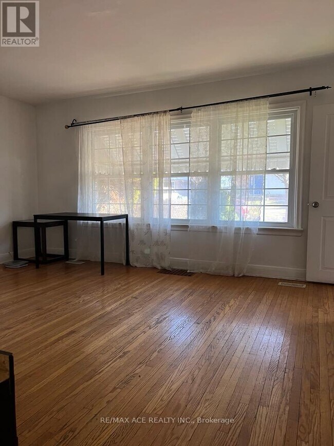 4 Jeanette St in Toronto, ON - Building Photo - Building Photo