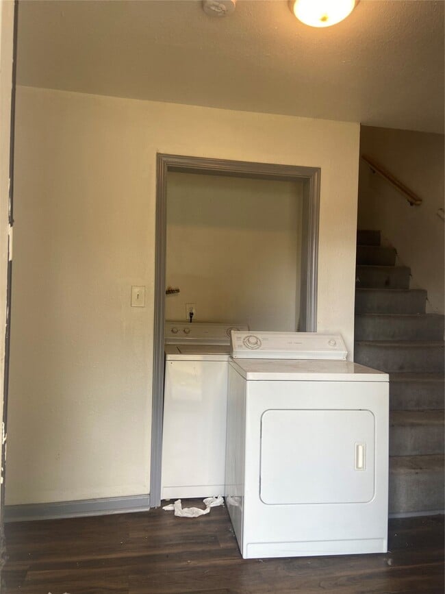 property at 5301 Collingsworth St