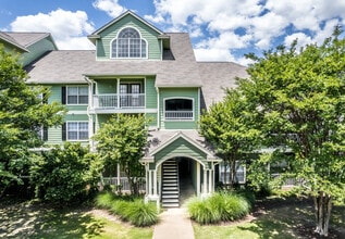 Camellia Trace in Jackson, TN - Foto de edificio - Building Photo