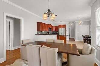 372 Clifford Ave NE in Atlanta, GA - Foto de edificio - Building Photo