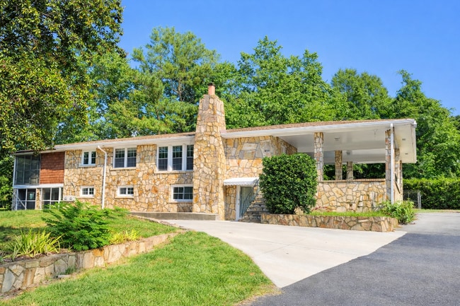 165 Bankston Rd, Unit 1 in Marietta, GA - Building Photo - Building Photo