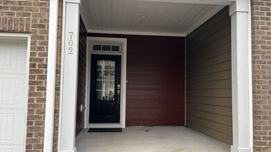 702 Treviso Ln in Apex, NC - Building Photo - Building Photo