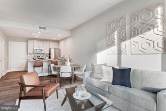30 N 23rd St in Philadelphia, PA - Building Photo - Building Photo