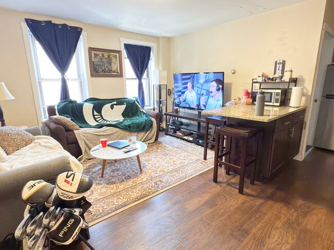1503 W Fullerton Ave, Unit 2