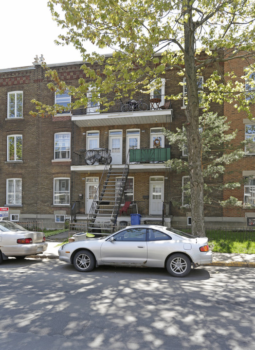 838 5e in Montréal, QC - Building Photo