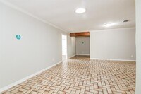 6407 Oaknut Dr photo'