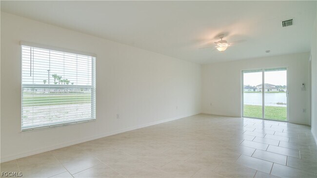 17259 Monte Isola Wy in North Fort Myers, FL - Building Photo - Building Photo