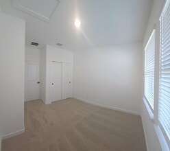 8438 Bay Oaks Dr in Baytown, TX - Building Photo - Building Photo