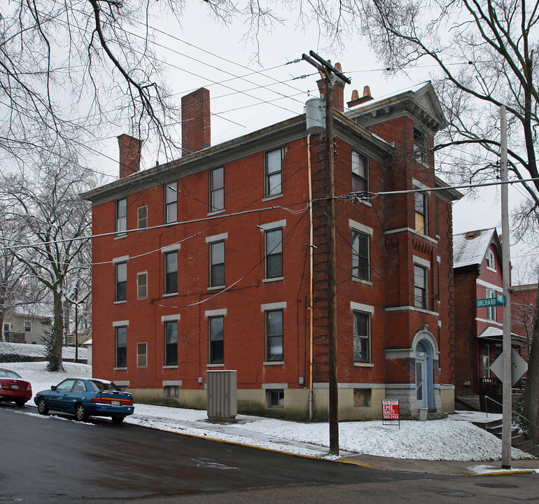 4346 Vine St in St Bernard, OH - Foto de edificio