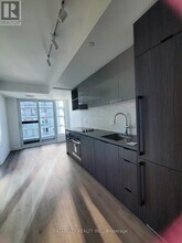 252 Church St in Toronto, ON - Building Photo - Building Photo