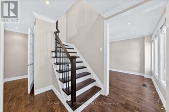 1245 Huron Ct in Innisfil, ON - Building Photo - Building Photo