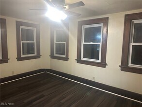 681 Morgan Ave in Akron, OH - Building Photo - Building Photo