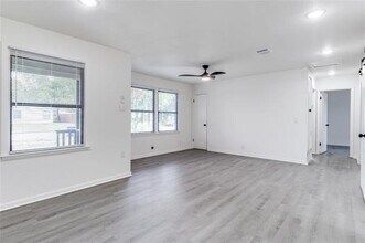 2314 Bluffton Dr in Dallas, TX - Building Photo - Building Photo