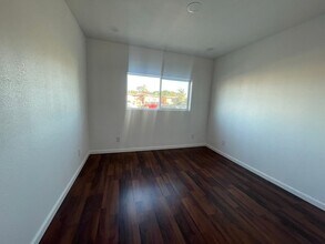235 Navajo Dr in Salinas, CA - Building Photo - Building Photo