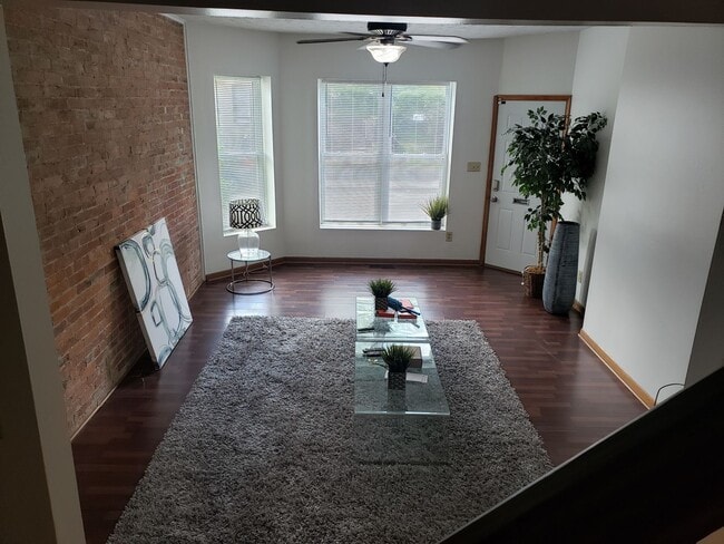 property at 844-848-848 Oak St