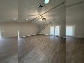 1011 Taurus Dr in Edmond, OK - Building Photo - Building Photo