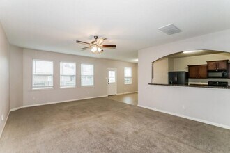 12074 Fairquarter Ln in Pinehurst, TX - Building Photo - Building Photo