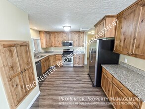 1162 Collins Blvd in Ogden, UT - Building Photo - Building Photo