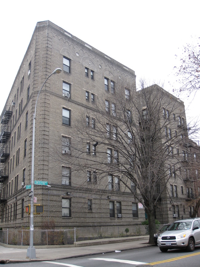 1820 Cortelyou Rd in Brooklyn, NY - Building Photo - Building Photo