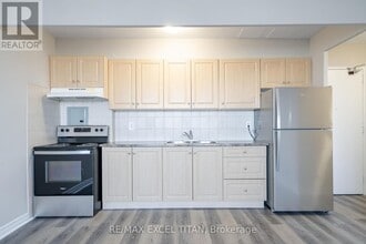 468 Ottawa St N in Hamilton, ON - Building Photo - Building Photo