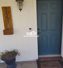 1557 E Grove Ave in Mesa, AZ - Building Photo - Building Photo