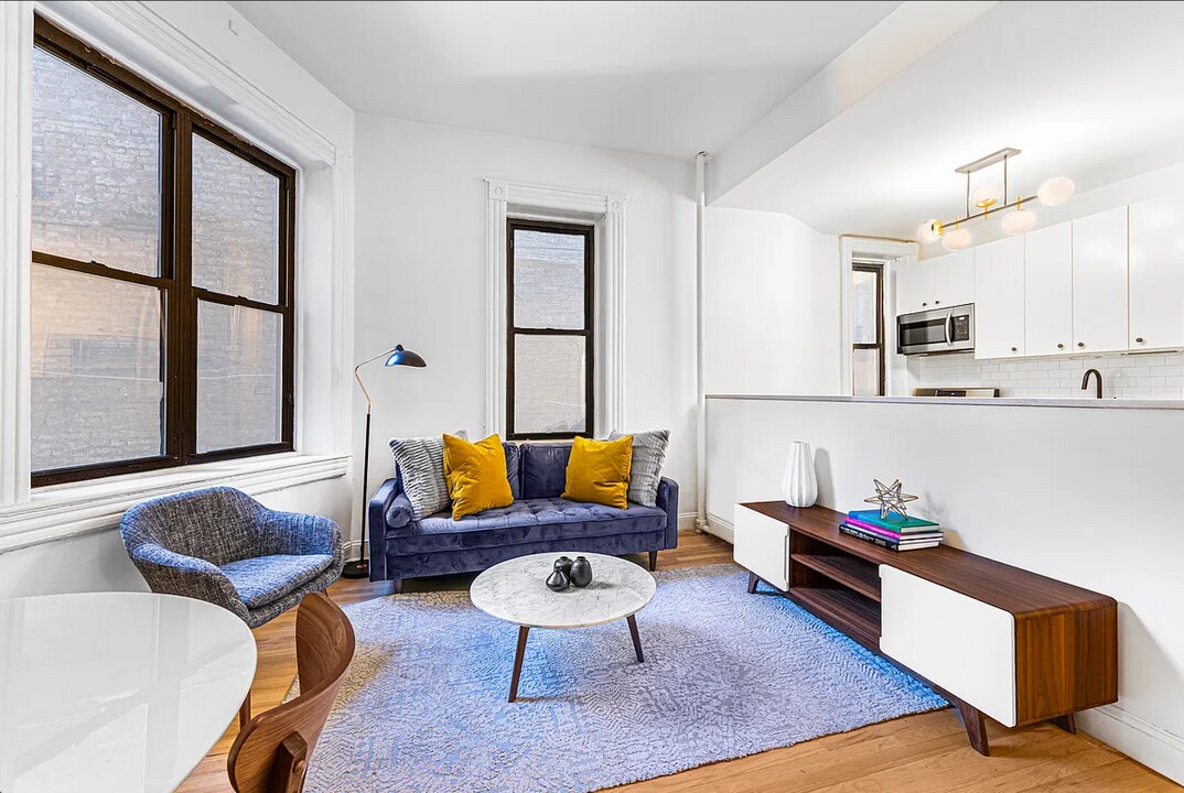 214 Clinton St in Brooklyn, NY - Building Photo