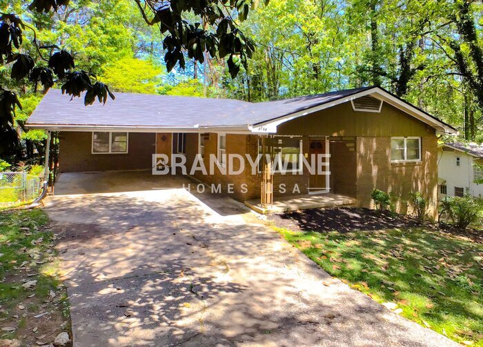 2764 Scenic Terrace in Atlanta, GA - Building Photo