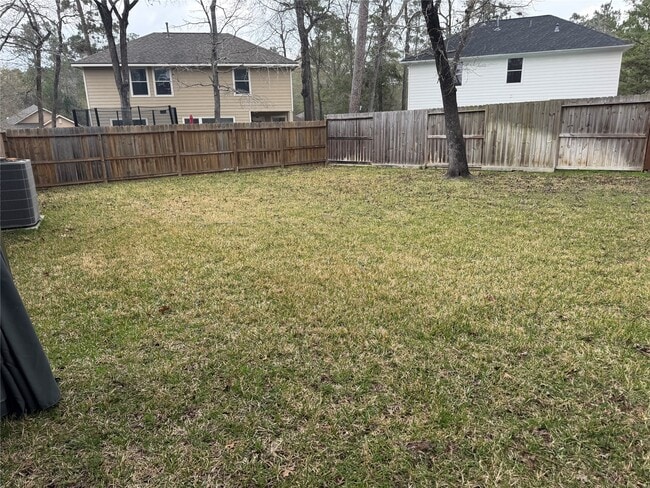 property at 10 Druids Glen Pl