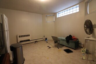 50 Parkman St, Unit 3B in Brookline, MA - Foto de edificio - Building Photo