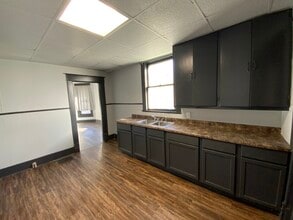 114 S Griffin St in Danville, IL - Building Photo - Building Photo