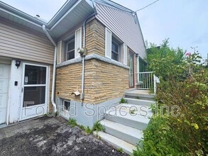 494 E 37th St in Hamilton, ON - Building Photo - Building Photo