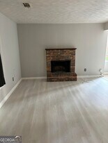 1421 Villa Pines Ct NW in Conyers, GA - Building Photo