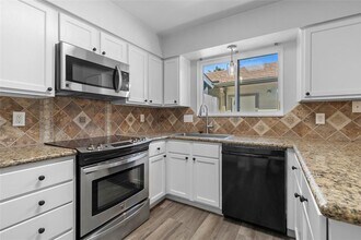 724 Country Pl Dr in Houston, TX - Building Photo - Building Photo