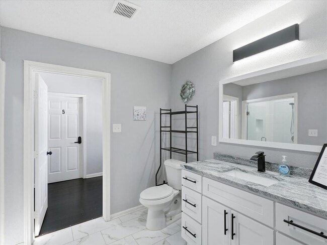 304 N Grand Ave in Sherman, TX - Building Photo - Building Photo