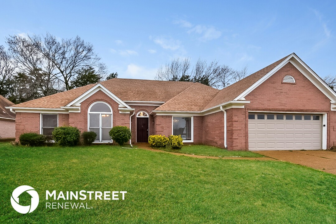 4825 Buttermilk Dr in Memphis, TN - Building Photo