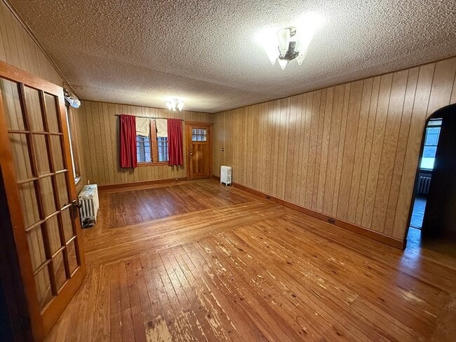 property at 931 Worcester Rd