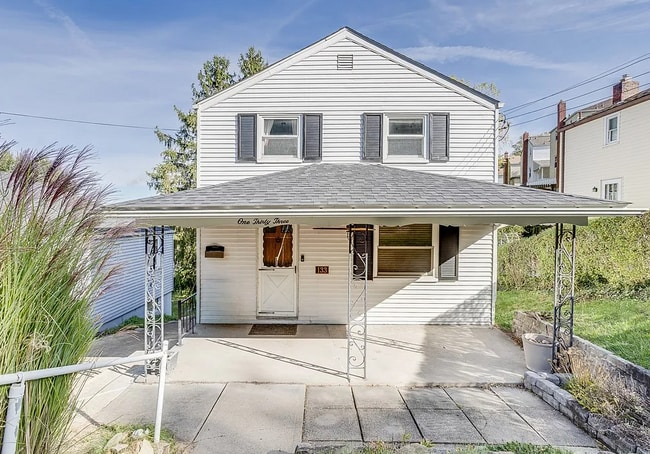 133 Hamburg St in Pittsburgh, PA - Foto de edificio - Building Photo