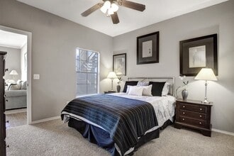 Stoneleigh on May Apartment Homes in Oklahoma City, OK - Building Photo - Building Photo