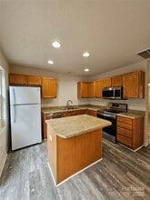 12340 Honey Hill Ln in Charlotte, NC - Building Photo - Building Photo